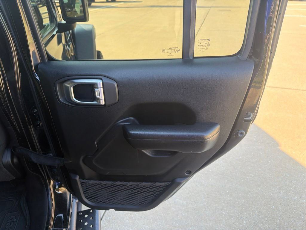 Used 2020 Jeep Wrangler Unlimited Rubicon AWD/4WD image 33