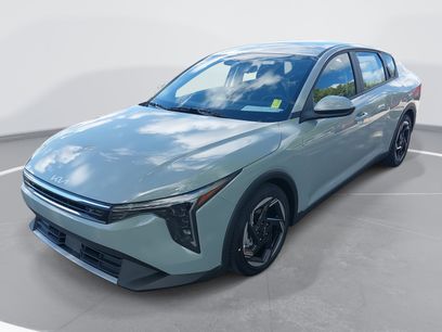 New 2025 Kia K4 EX