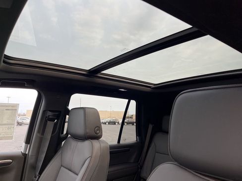 New 2026 Chevrolet Tahoe RST image 7