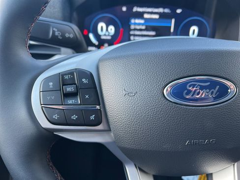 New 2025 Ford Explorer Active w/ Active Comfort Package image 22