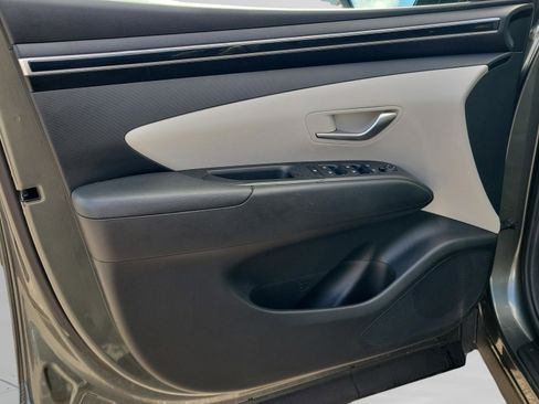 Used 2022 Hyundai Tucson SE w/ Cargo Package image 27