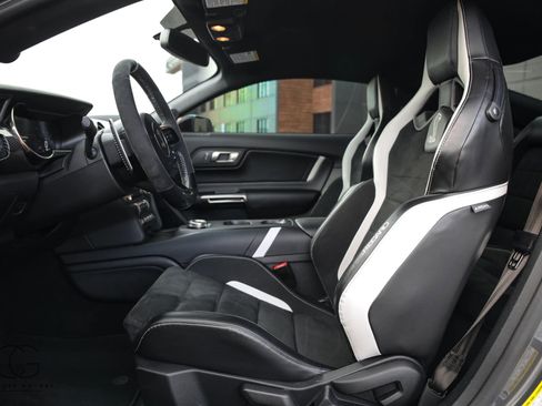 Used 2021 Ford Mustang Shelby GT500 w/ Technology Package image 31