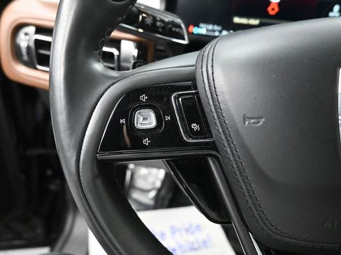 Used 2022 Lincoln Aviator Reserve w/ Equipment Group 201A image 37