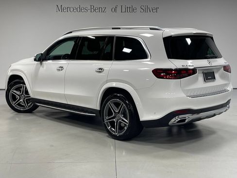Used 2026 Mercedes-Benz GLS 450 4MATIC image 3