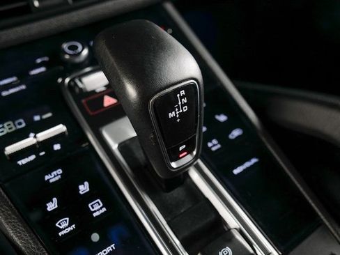 Certified 2019 Porsche Cayenne AWD/4WD image 24