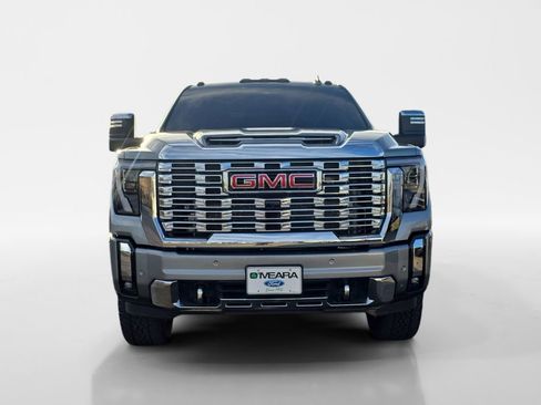Used 2024 GMC Sierra 2500 Denali w/ Denali Reserve Package image 10