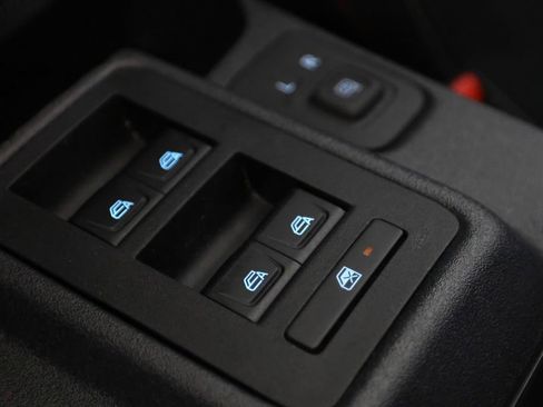 Used 2025 Ford Bronco Raptor AWD/4WD image 37