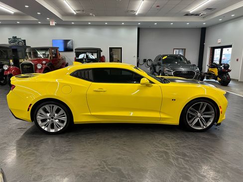 Used 2017 Chevrolet Camaro LT w/ RS Package image 4
