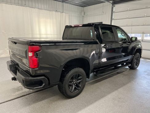 Used 2019 Chevrolet Silverado 1500 LT Trail Boss w/ Bed Protection Package AWD/4WD image 4