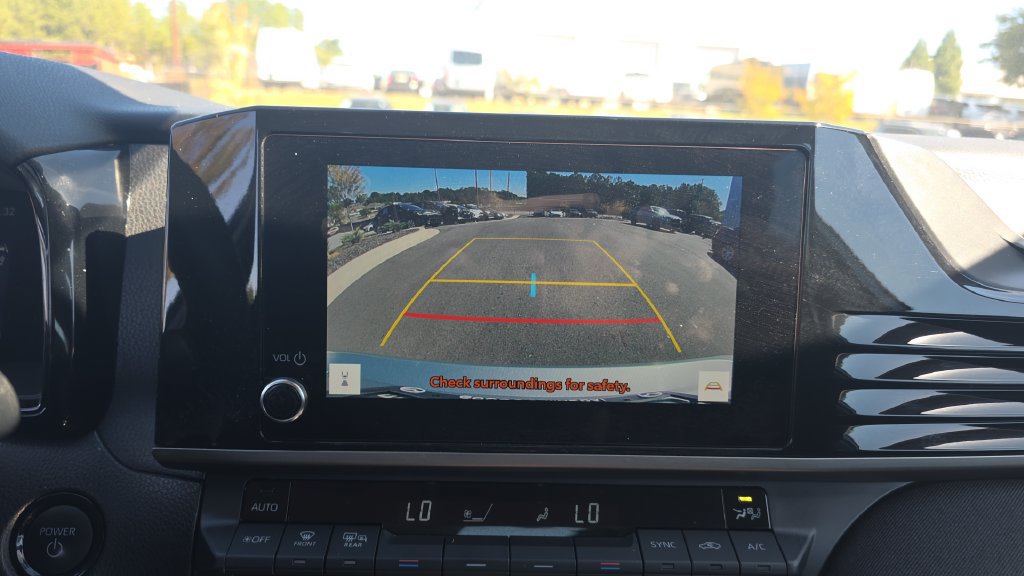 Used 2025 Toyota Camry LE FWD image 18