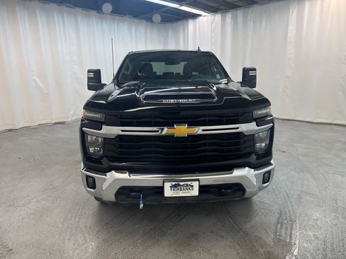 Certified 2025 Chevrolet Silverado 2500 LT w/ Convenience Package image 8