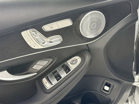 Used 2021 Mercedes-Benz C 300 4MATIC Sedan image 30