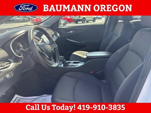 Used 2024 Chevrolet Malibu LT FWD image 14
