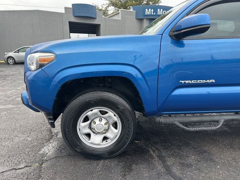 Used 2016 Toyota Tacoma SR5 w/ Towing Package image 22