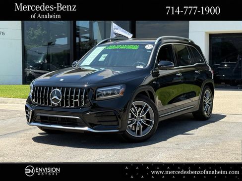 Used 2025 Mercedes-Benz GLB 35 AMG 4MATIC image 1