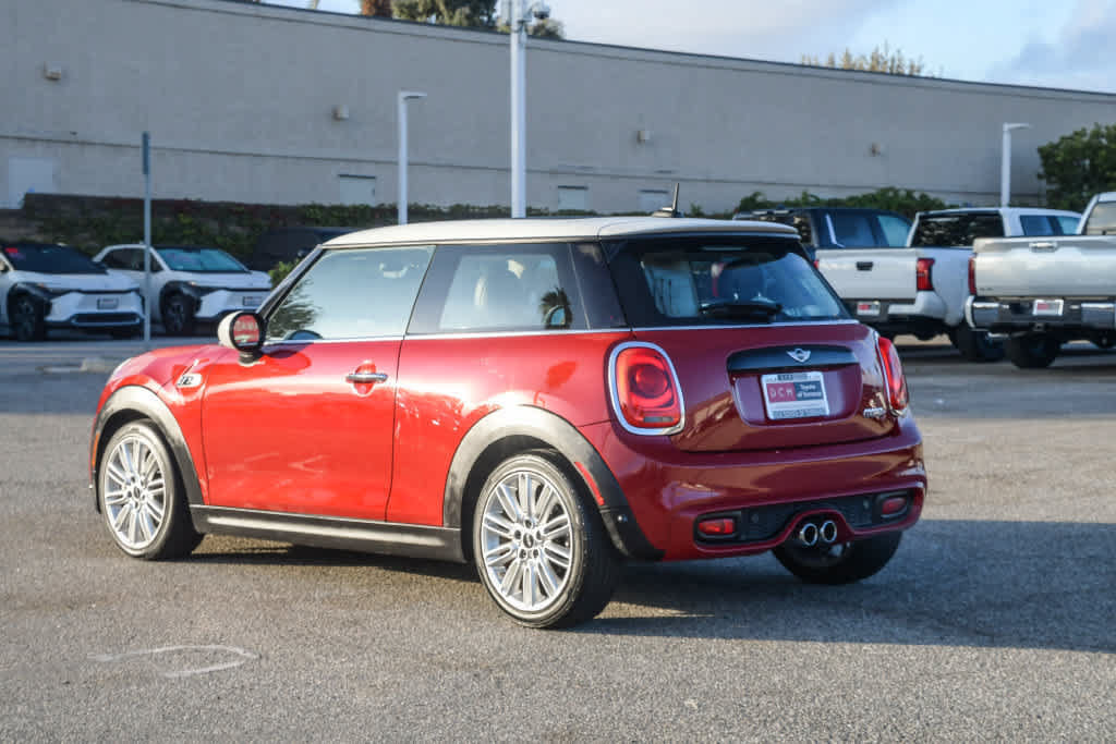 Used 2018 MINI Cooper S FWD image 8