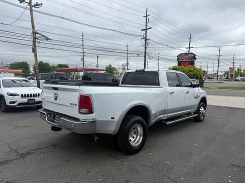 Used 2018 RAM 3500 Laramie AWD/4WD image 7