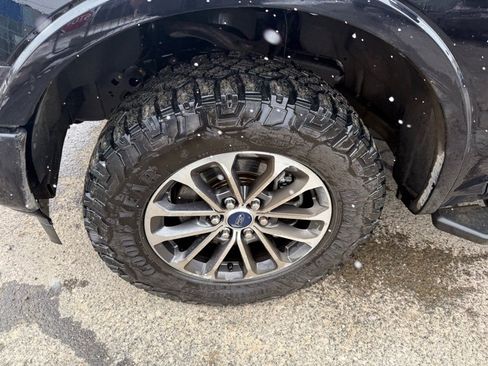 Used 2019 Ford F150 XLT w/ Equipment Group 302A Luxury image 18