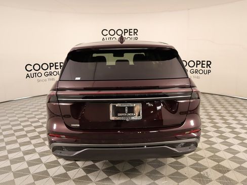 New 2025 Lincoln Nautilus Premier w/ Jet Appearance Package image 21