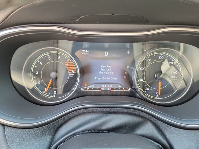 Used 2021 Jeep Cherokee Latitude Lux w/ Comfort/Convenience Group AWD/4WD image 11