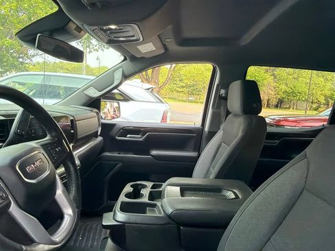 Used 2022 GMC Sierra 1500 Elevation AWD/4WD image 10