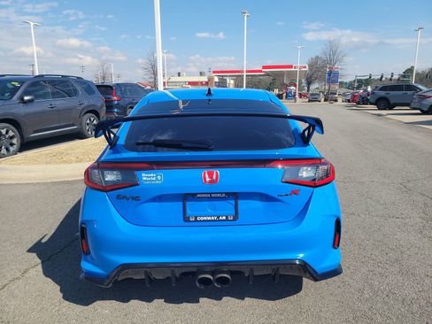 Used 2023 Honda Civic Type R image 4