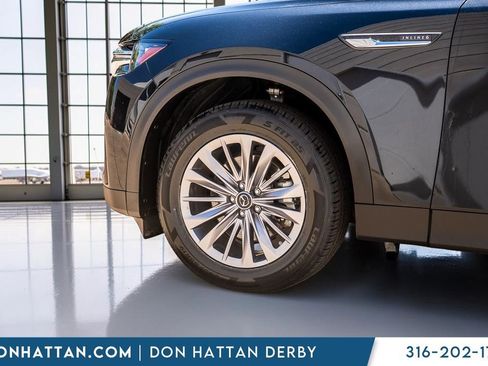 Used 2025 MAZDA CX-90 3.3 Turbo w/ Preferred Package AWD/4WD image 39