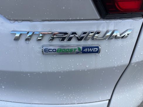 Used 2019 Ford Escape Titanium AWD/4WD image 19