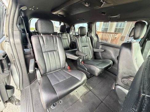 Used 2020 Dodge Grand Caravan GT FWD image 39