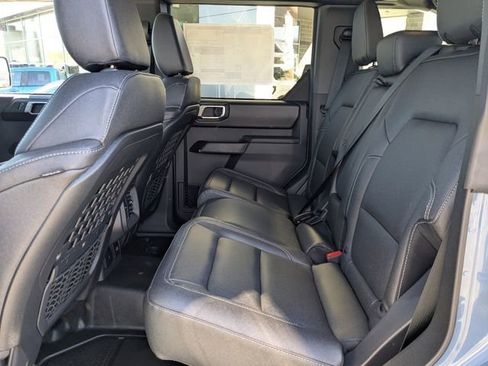 New 2025 Ford Bronco Badlands image 14