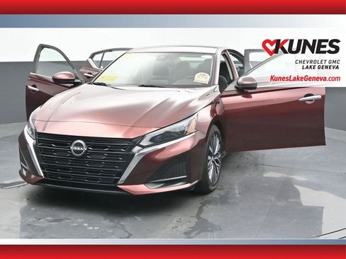 Used 2023 Nissan Altima 2.5 SV image 50