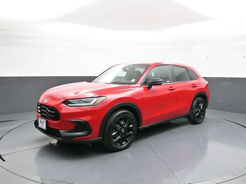 Certified 2024 Honda HR-V Sport image 10
