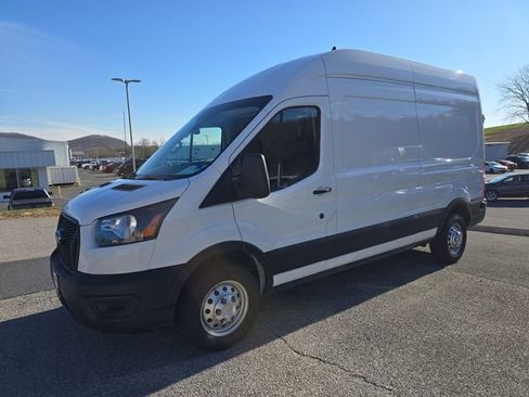 Used 2024 Ford Transit 250 148 High Roof AWD image 2