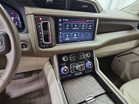 Used 2022 GMC Yukon Denali AWD/4WD image 12