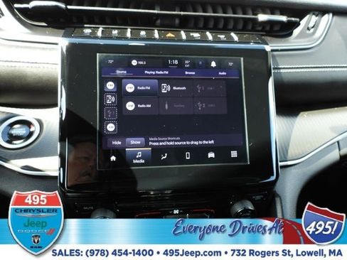 Used 2025 Jeep Grand Cherokee Laredo X AWD/4WD image 23