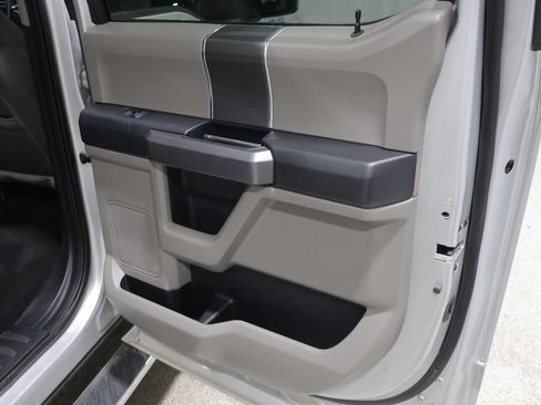 Used 2019 Ford F150 XLT w/ Equipment Group 302A Luxury AWD/4WD image 23