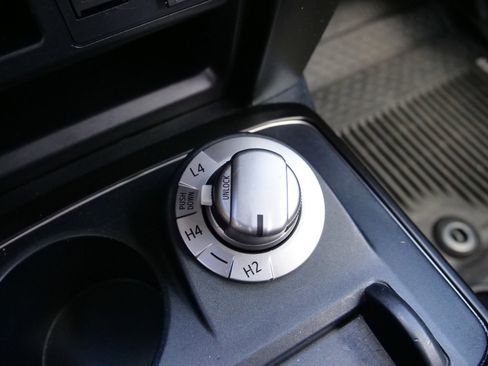 Used 2020 Toyota 4Runner SR5 Premium AWD/4WD image 11