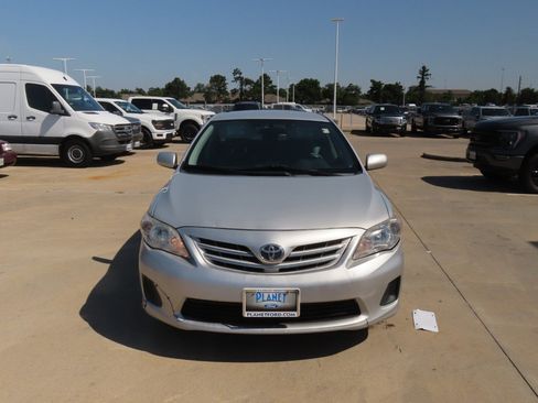 Used 2013 Toyota Corolla LE FWD image 5