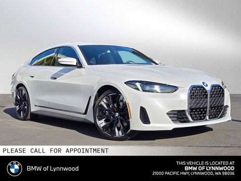 New 2026 BMW 430i xDrive w/ Premium Package AWD/4WD image 1