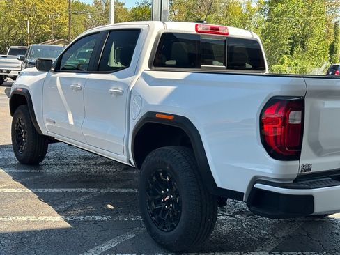 New 2026 GMC Canyon Elevation w/ Convenience Package image 8