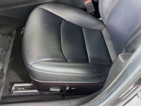Used 2018 Tesla Model 3 Long Range RWD image 18