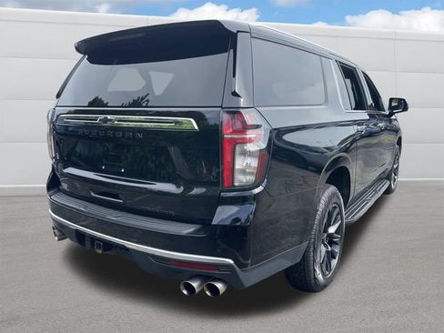 Used 2021 Chevrolet Suburban Premier AWD/4WD image 9