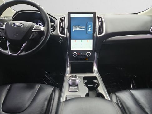 Used 2022 Ford Edge Titanium AWD/4WD image 11