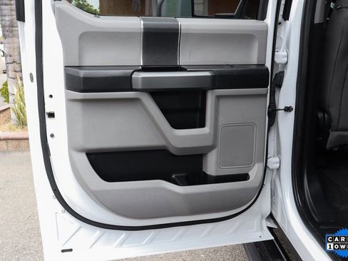 Used 2017 Ford F550 2WD Crew Cab Super Duty image 34