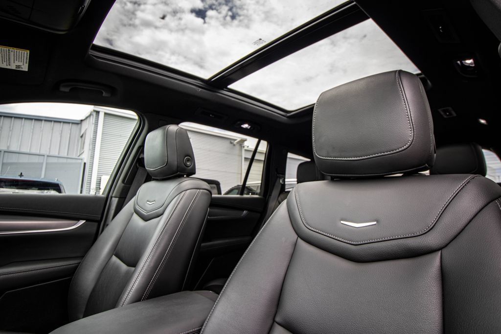 Used 2023 Cadillac XT6 Luxury FWD image 44