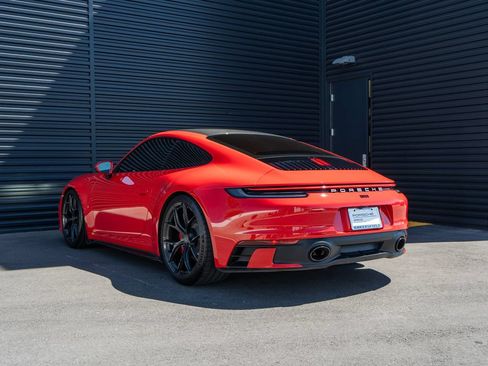 Used 2020 Porsche 911 Carrera S w/ Sport Package RWD image 3