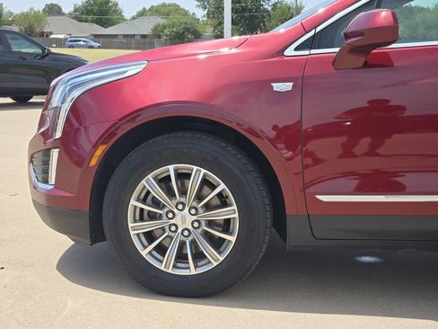 Used 2017 Cadillac XT5 Luxury w/ Driver Awareness Package FWD image 29