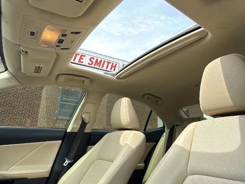 Used 2015 Lexus IS 250 AWD w/ Navigation System Package image 19