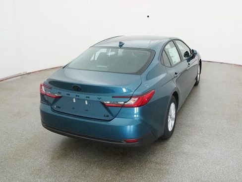 New 2026 Toyota Camry LE FWD image 8