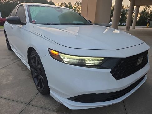 Used 2023 Honda Accord Sport image 8